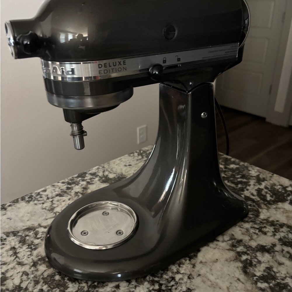 KitchenAid Deluxe Edition Stand Mixer Base - Metallic Gray - Picture 7 of 8